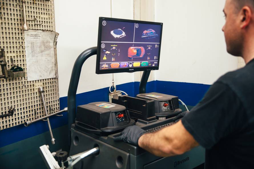 Ne kupujte rabljeni auto dok ne provjerite ovih 10 stvari!