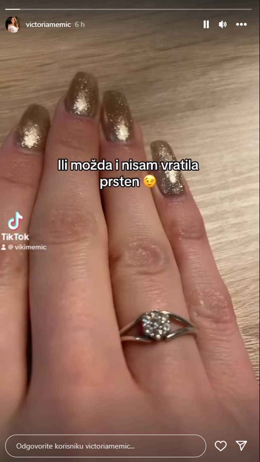 Victoria se ne može odlučiti? 'Ili možda i nisam vratila prsten'