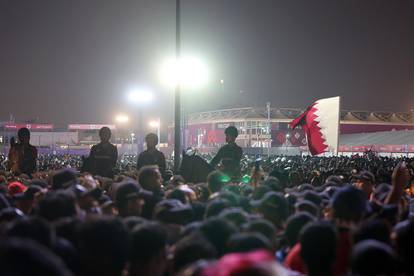 Doha: Zbog velike gužve na FIFA Fan Festivalu ljudi istrčavali u stampedu, intervenirala i policija