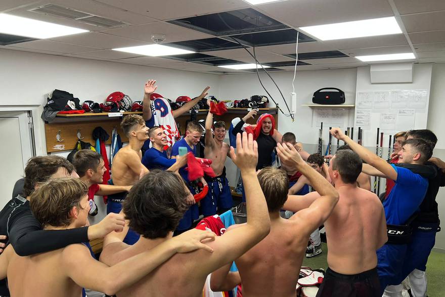 Mladi hokejaši pobijedili Srbiju