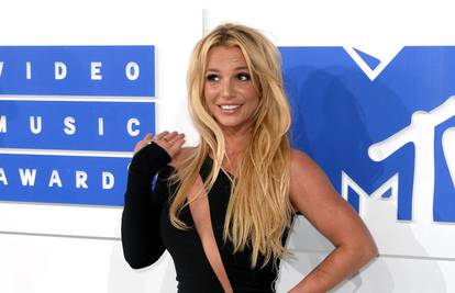 Britney Spears potvrdila objavu memoara: 'Stiže moja priča, pod mojim uvjetima, napokon'