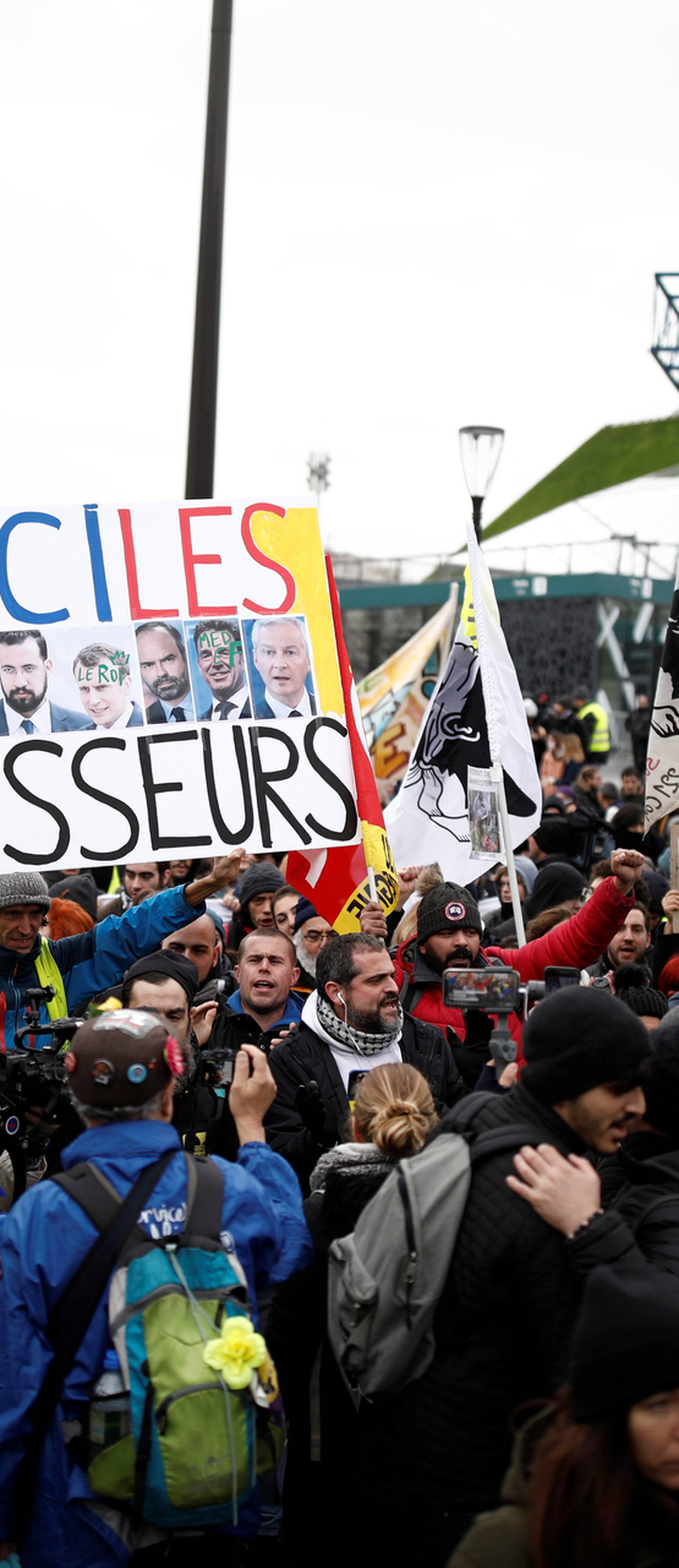 French yellow vests stage their 56th round of protest