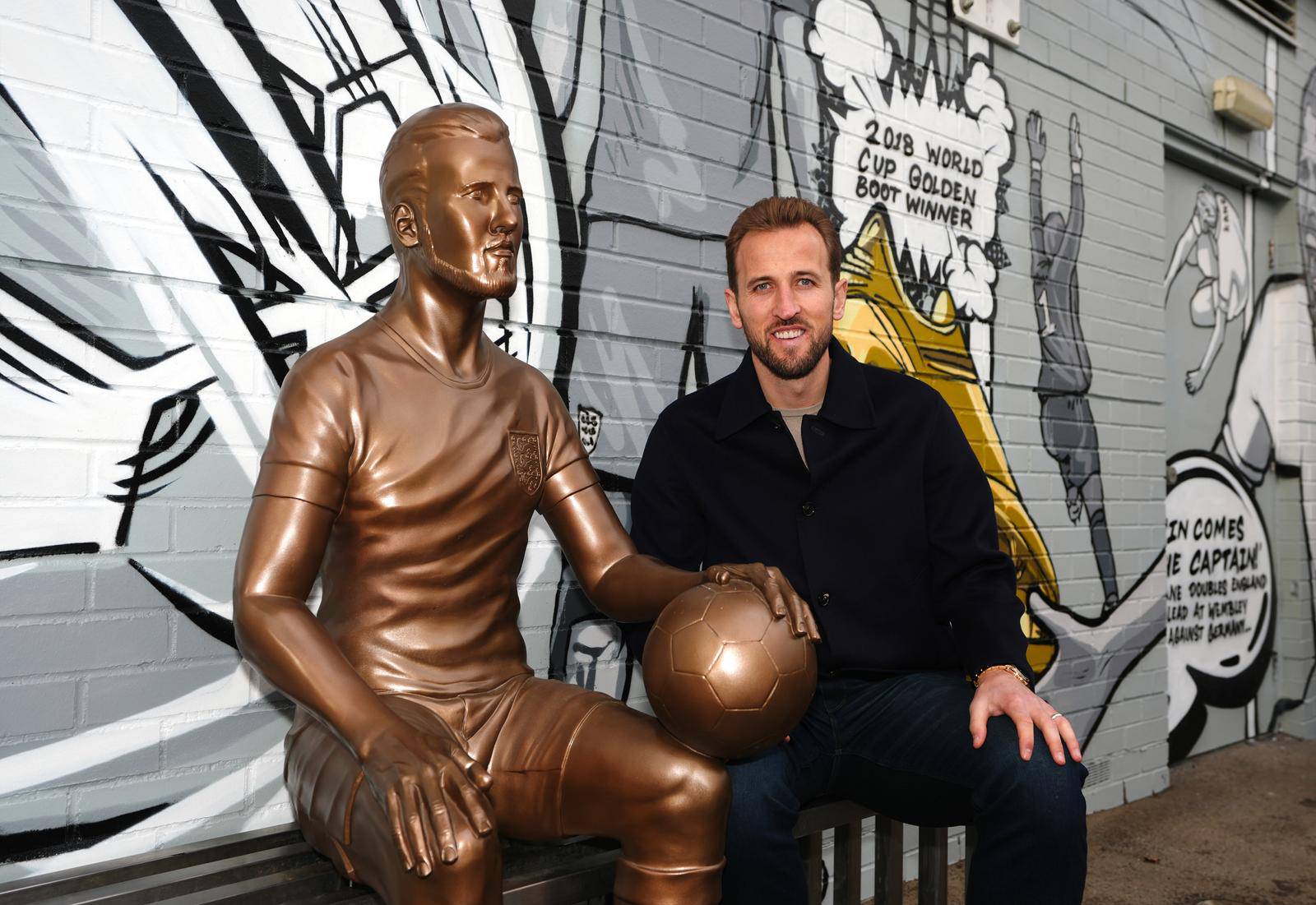 Harry Kane Statue - The Peter May Centre - Monday November 18th