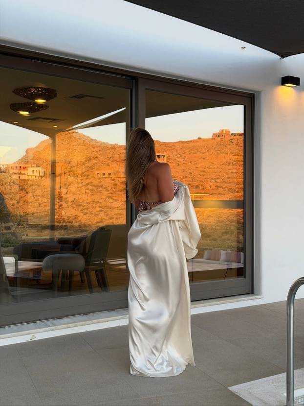 FOTO Sabalenka se zabavlja nakon ispadanja s Wimbledona: 'Hvala vam svima na savjetu!'