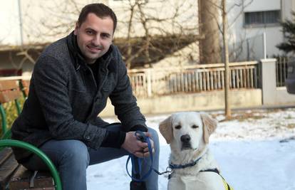 Trebaju socijalizaciju: Udomite psa koji će pomagati ljudima