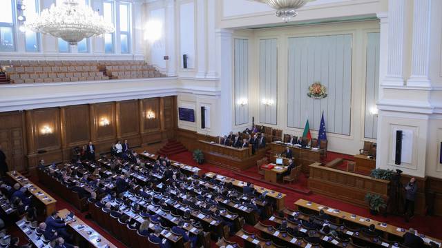 Bulgarian parliament votes on a government in Sofia
