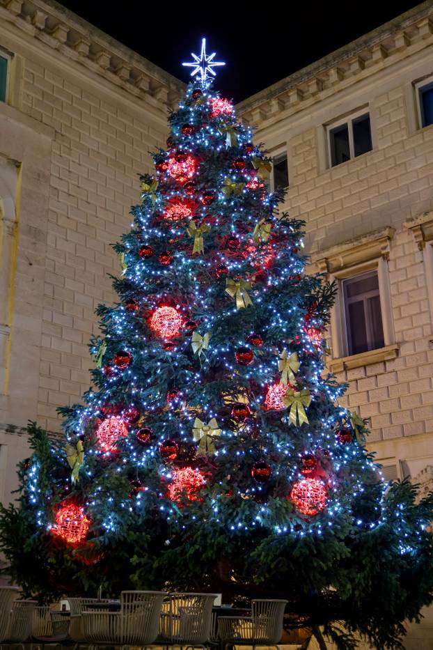 Zadar: Blagdanski ugođaj na gradskim ulicama