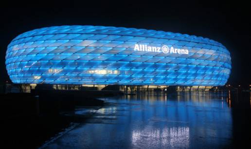 Bayern slavi ulazak Hrvatske u EU: Stadion u bojama grba...