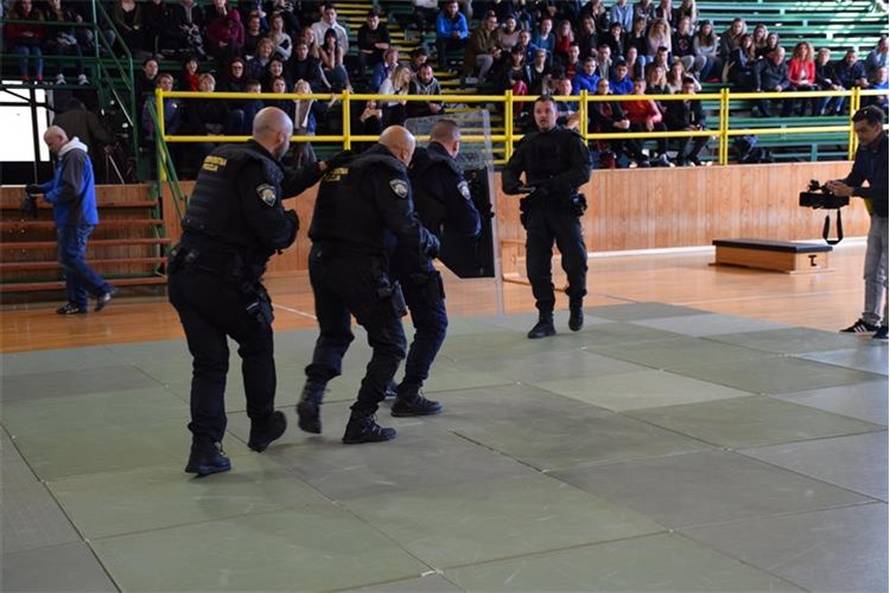 Ministarstvo raspisalo natječaj: Traži se 750 novih policajaca