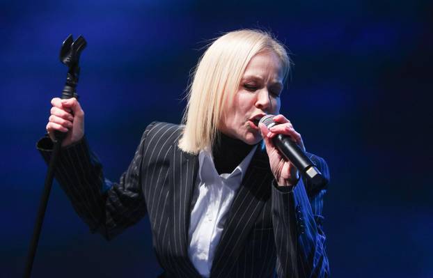 Samobor: Jelena Rozga zabavljala okupljene na Fašniku