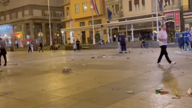 VIDEO Ovako izgleda Trg bana Jelačića nakon fešte Dinama