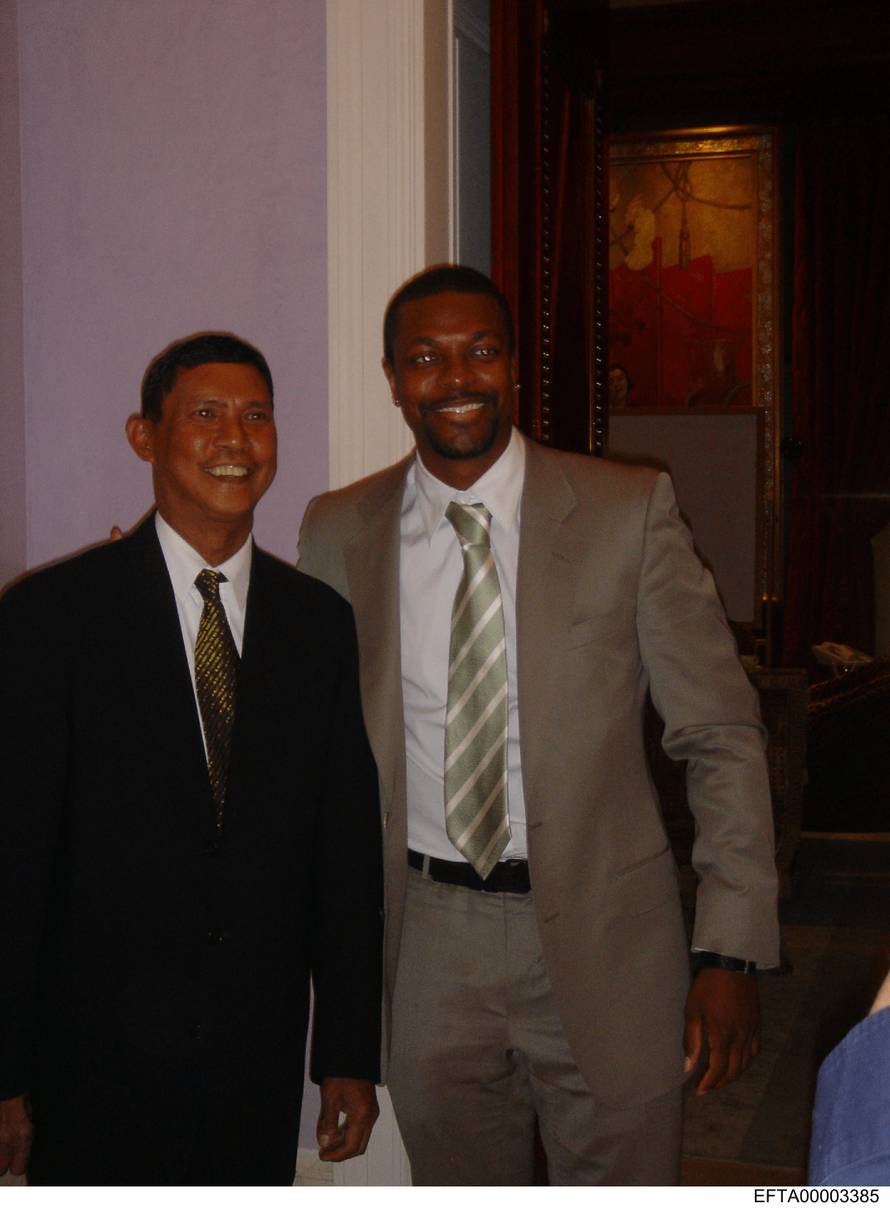 Ruskinje, privatni letovi, party na otoku: Ovako je Epstein gradio svoju mrežu sa slavnima