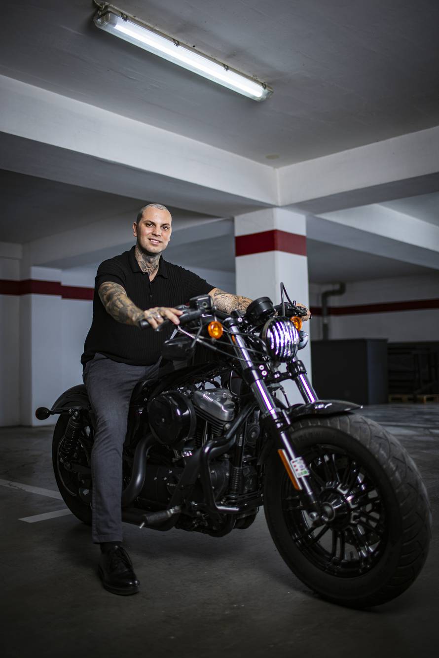 Tko je chef Mario Mandarić? Obožava tetovaže, Harley Davidsone i let avionom...