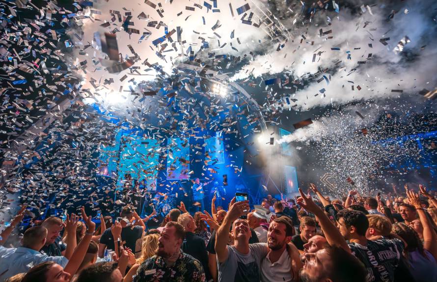 Halid je snimio 21 duet, a među njima su i tri naše zvijezde: 'Još kao curica sam sanjala o tome'