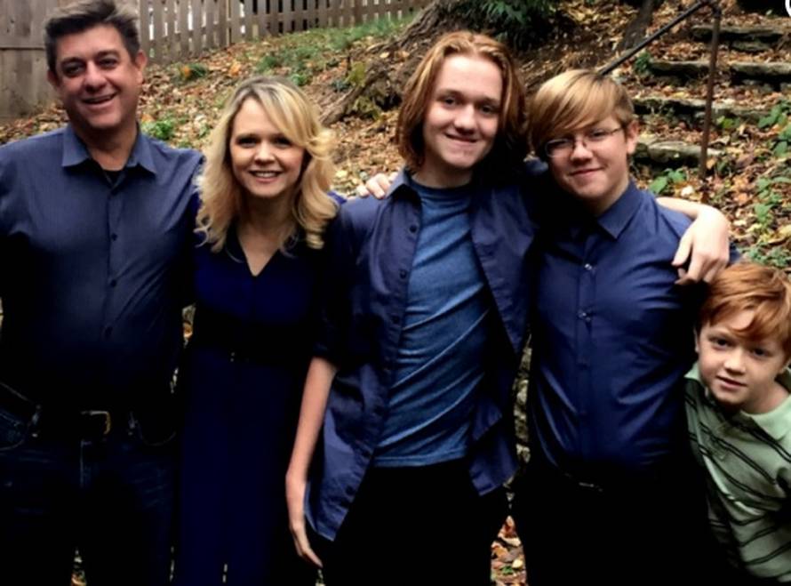 Tajči u životnoj drami: 'Muž  mi umire od raka, pomozite mu...'