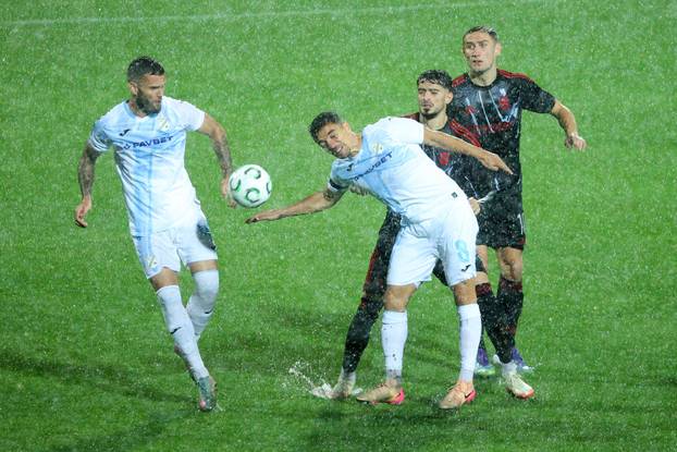 Utakmica izme&dstrok;u Rijeke i Sparte Prag u Konferencijskoj ligi prekinuta zbog ki&scaron;e