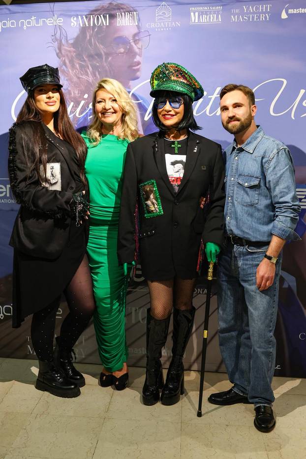 24 sata Zagreb: Modna revija brenda Duchess Snježane Schillinger u Muzeju grada Zagreba