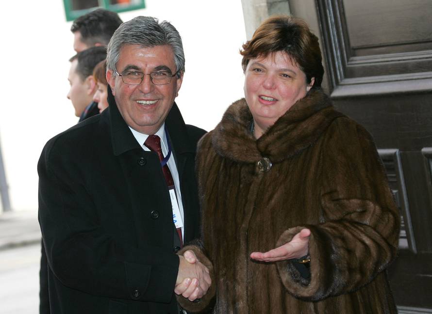 ARHIVA - 18.02.2005. Zagreb: Inauguracija predsjednika Republike Hrvatske Stjepana Mesića