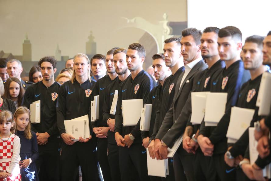 Kolinda je odlikovala Vatrene: Svijet je vidio tko su Hrvati...