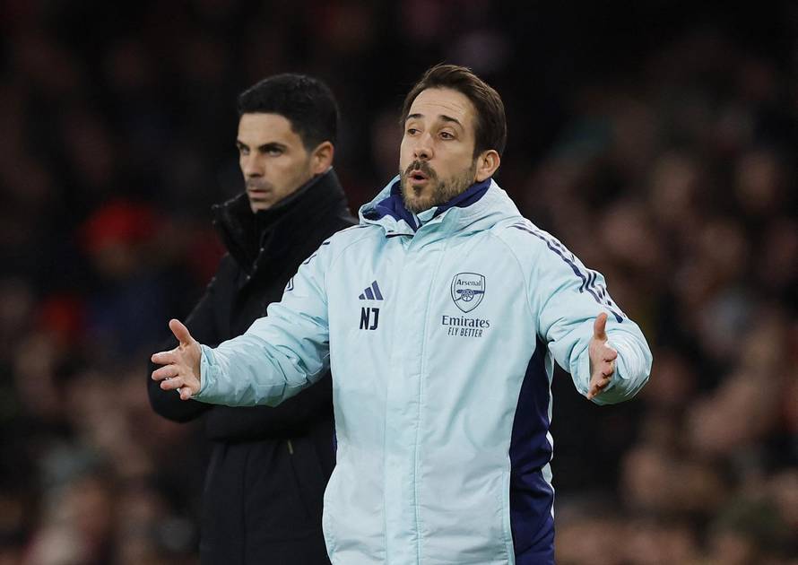 Premier League - Arsenal v Everton