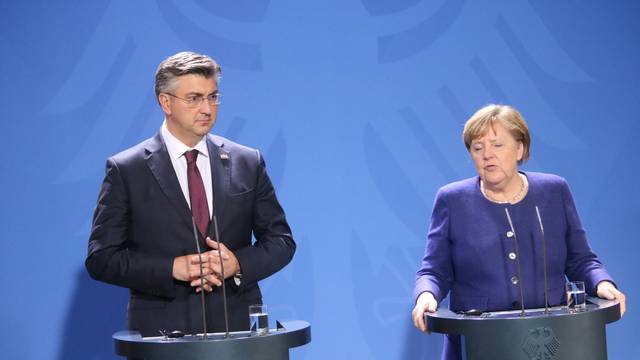 Susreli se Merkel i Plenković uoči važnog samita u Zagrebu