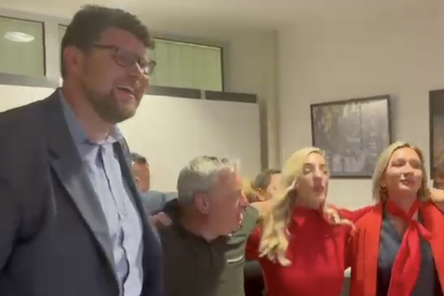 Zaplesali Grbin i Radolović