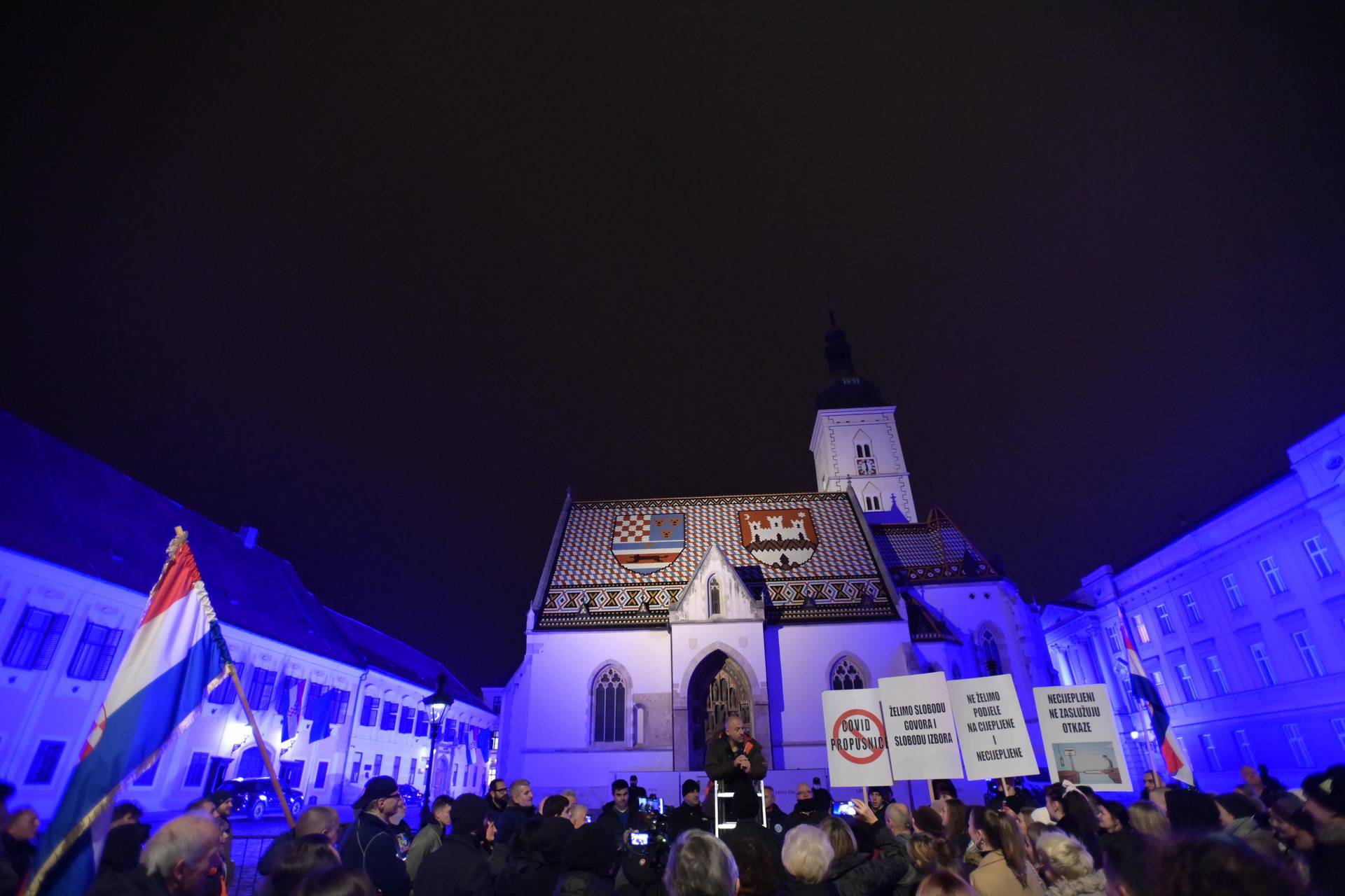 Zagreb: Prosvjednici ponovno ispunili Markov trg