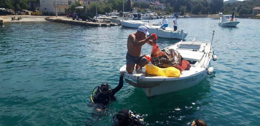 Čudo na otoku: Mala udruga u napuštenoj školi pokreće velike ekološke i edukativne akcije