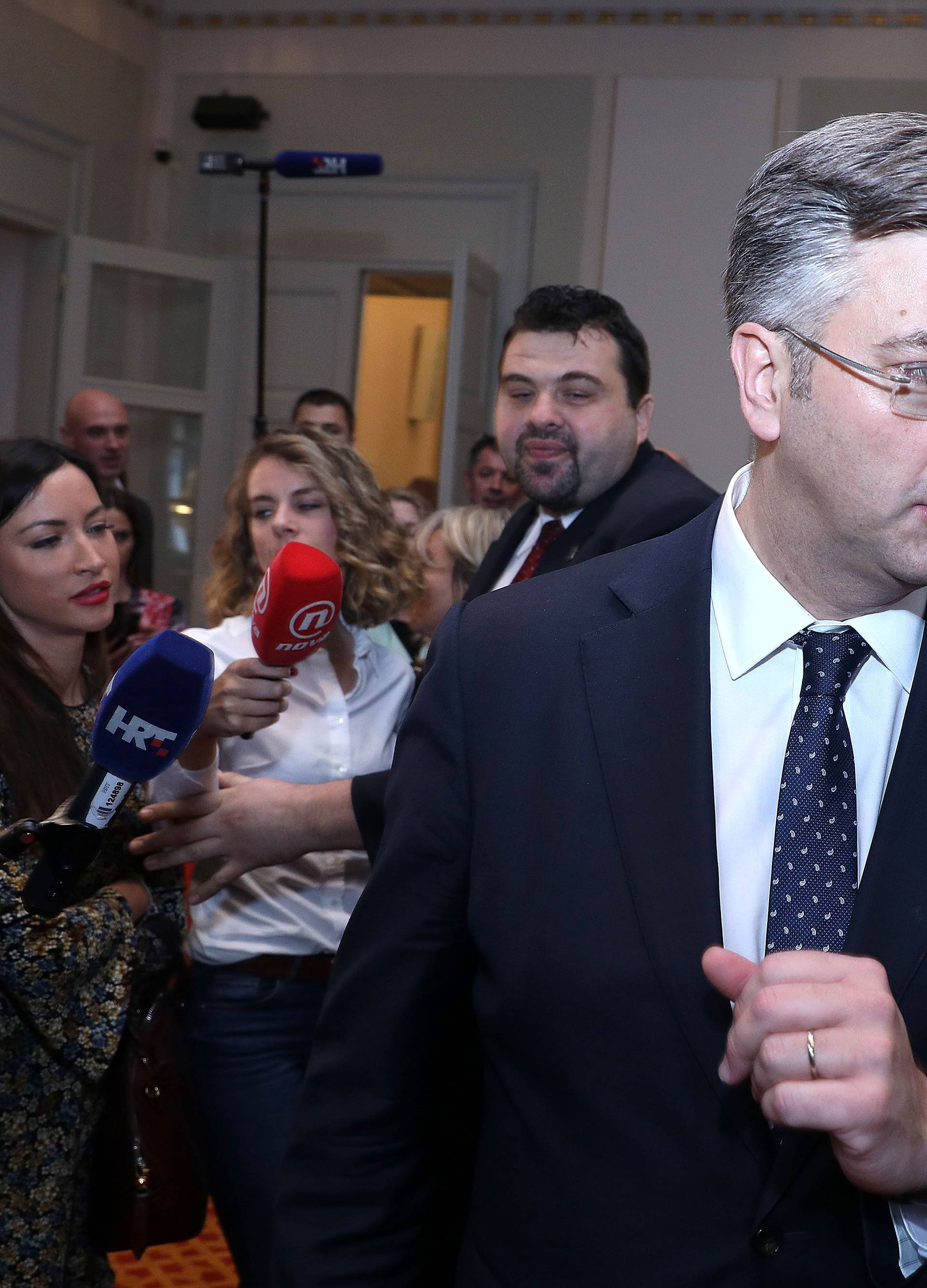 Lacković se predomislio: 'Ipak neću glasati za opoziv Marića'