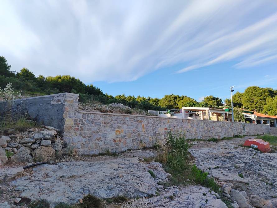 VELIKA GALERIJA Uz Pripuza sad i drugi dižu zidove na Murteru: 'Uništavanje se dalje nastavlja'