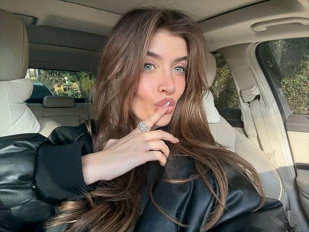 FOTO Od slavnih roditelja do vruće zvijezde Instagrama - ova influencerica ne zna za granice