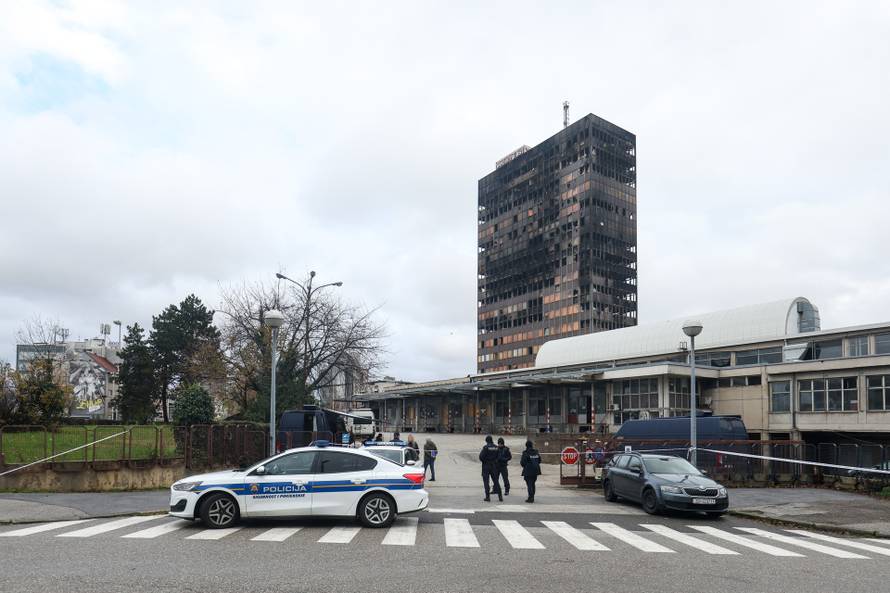 Zagreb: Započeo je očevid nebodera Vjesnik