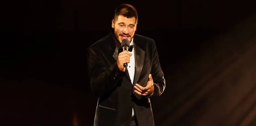 Mark Bagarić iz Supertalenta se pohvalio: 'Ljudi, potpisao sam ugovor! Nastavljam pjevati...'