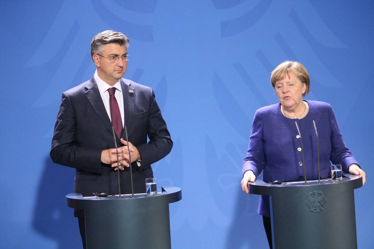 Susreli se Merkel i Plenković uoči važnog samita u Zagrebu