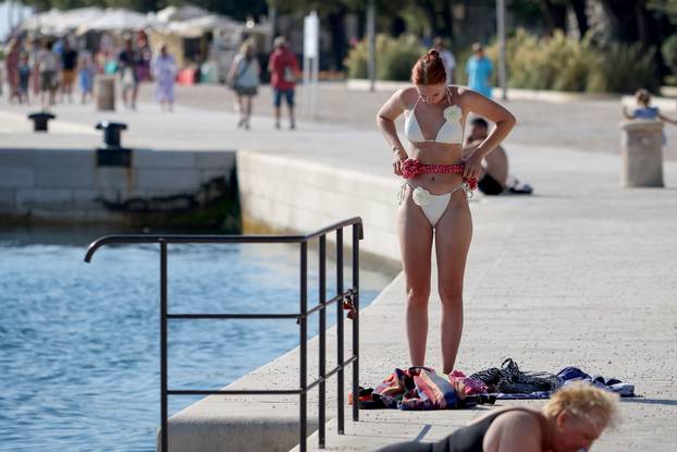 Zadar: Kupanje na rivi