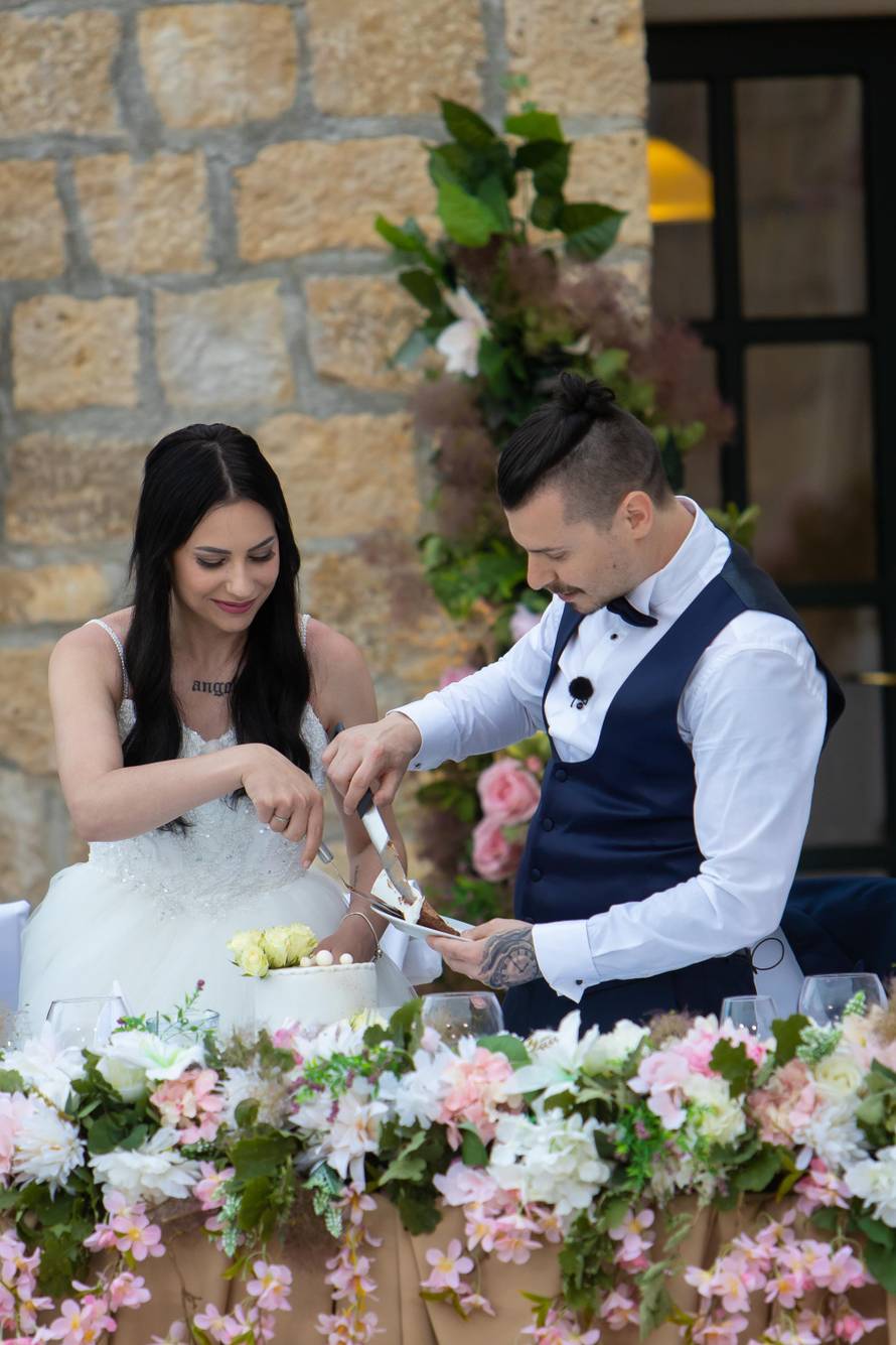 Marko iz 'Braka' želi otići doma, kum skeptičan, a Murina majka ga upozorava: 'Budi dobar...'