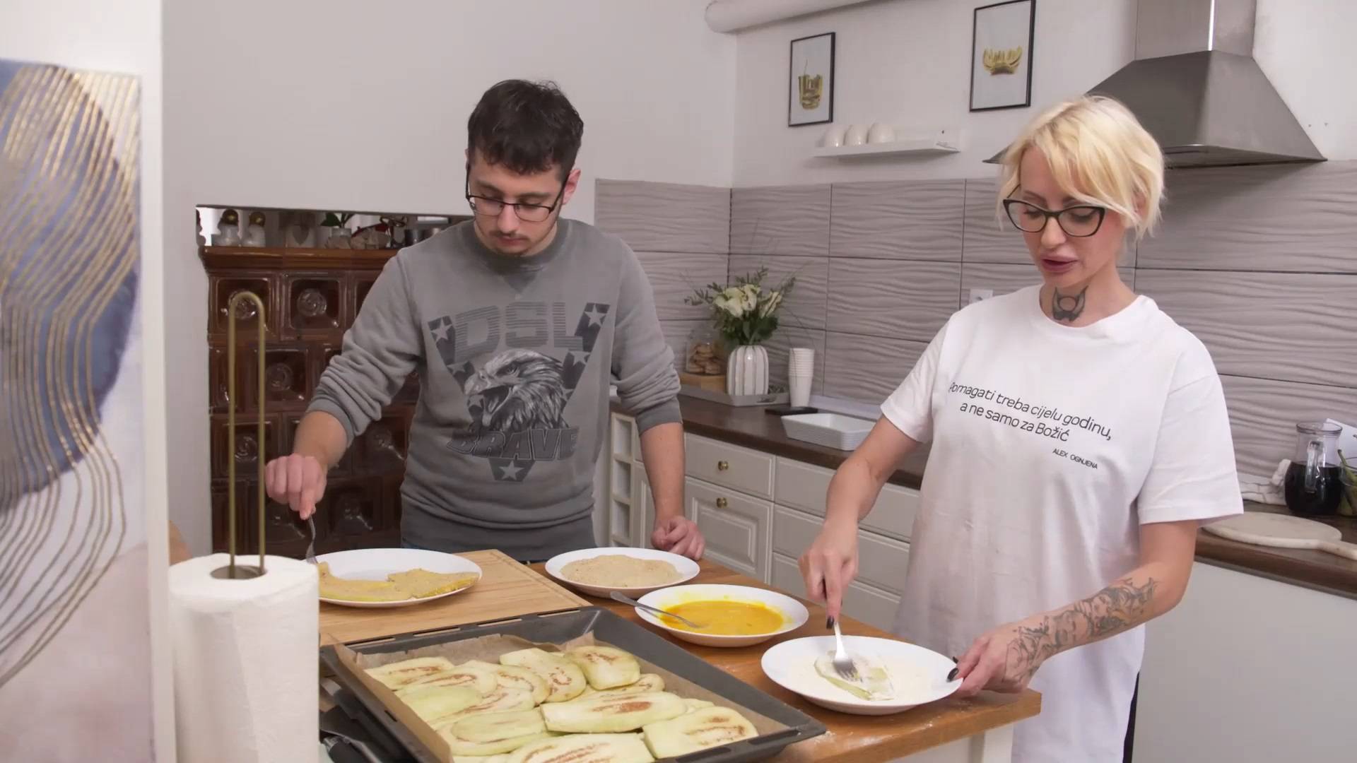 Alex Ognjena večeras preuzima ulogu domaćice: 'Prvi dojam je zna li ona napraviti kokice?!'