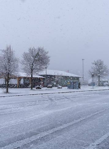 Zimski uvjeti na A1 izme&dstrok;u &ccaron;vora Peru&scaron;i&cacute; i &ccaron;vora Gospi&cacute;