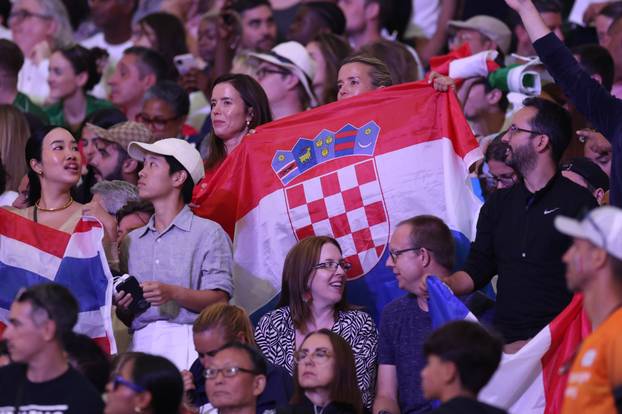 Pariz: Sestre Zaninović s tribina bodrile Lenu Stojković koja je osvojila broncu