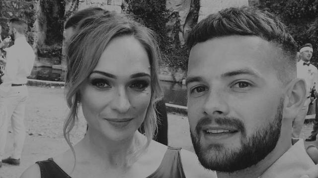 Zvijezdi X Factora preminula zaručnica na dan vjenčanja: 'Ne mogu vjerovati da ovo pišem'