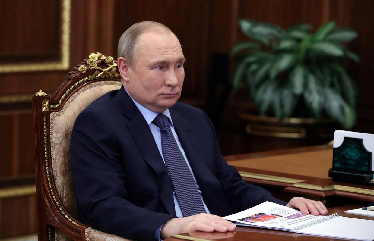 Vladimir Putin: Kao i 1945. godine, pobjeda će biti naša
