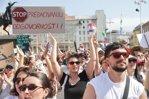 Tisuće prosvjednika preplavile središte Zagreba zbog otpada u Lici
