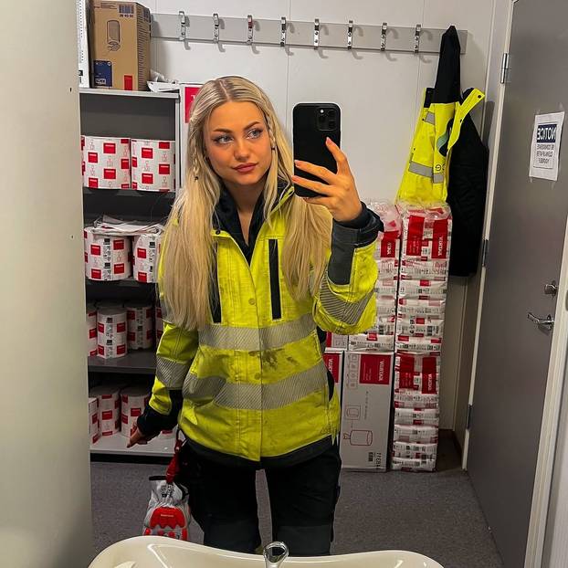 FOTO Plavokosa Skandinavka: Ljudi budu u šoku kad doznaju da radim na naftnoj platformi!