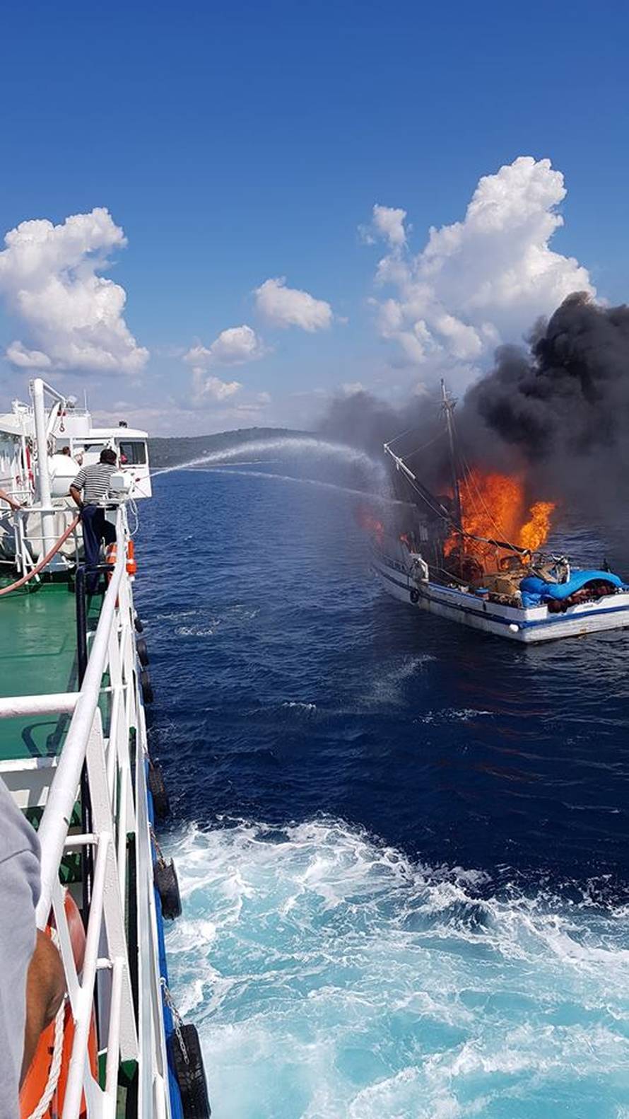 Požar progutao ribaricu: 'Gasili smo svime, vatra je bila brža'