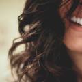 Kako razlikovati lažan osmijeh i onaj pravi objasnio neurolog