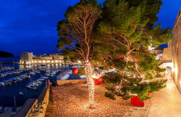 Dubrovnik: Pripreme za Dubrovački zimski festival i božićne blagdane