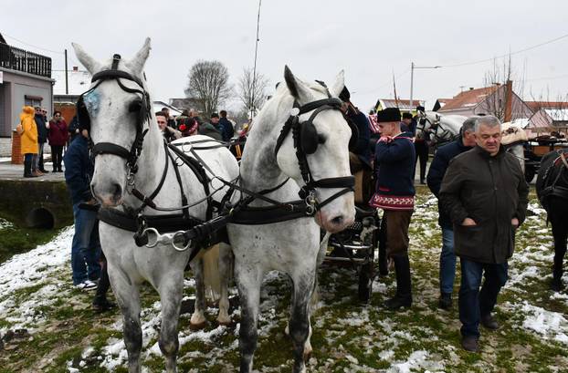 FOTO Tradicionalno 'Pokladno jahanje' u spomen na herojsku borbu protiv Turaka