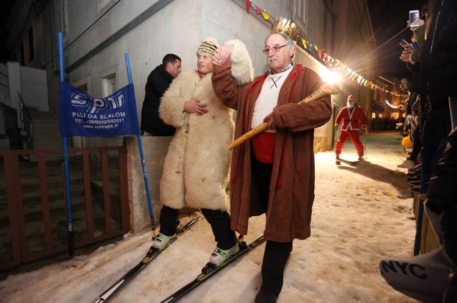 Skijaški spektakl uz more: Iška kraljica privukla je stotine ljudi