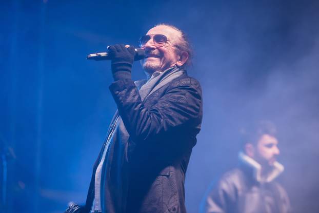 Željko Bebek i Baby Lasagna uvelu su Split u Novu 2026. godinu uz vatromet i dronove