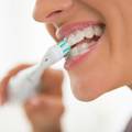4 znaka da preagresivno perete zube i 4 rješenja za probleme